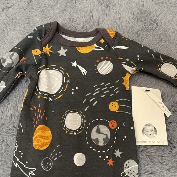 10 Pc Modern Moments by Gerber Baby Boy Gift Set - 3-6Months - Picture 10 of 12